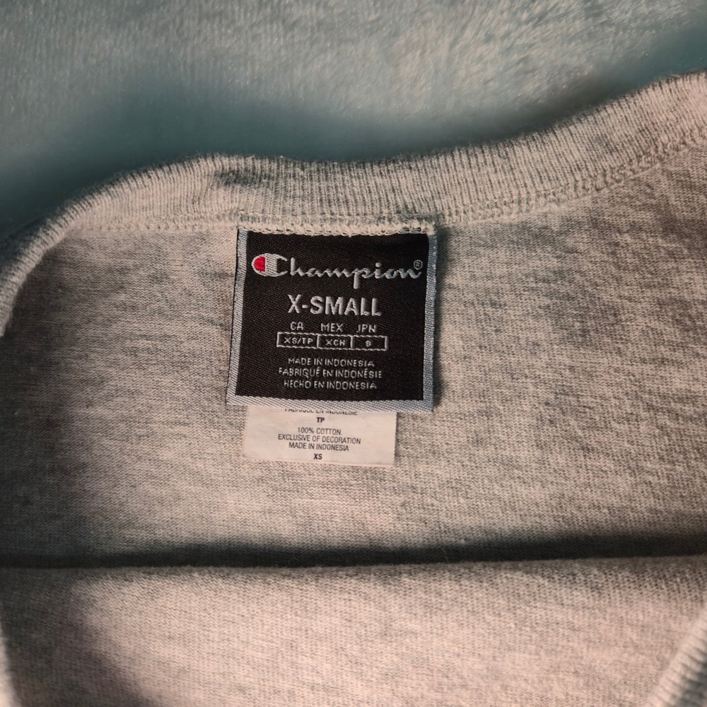 Champion Womens Gray All Over Script Logo Crop Top Tee WL956P XS - Picture 6 of 7